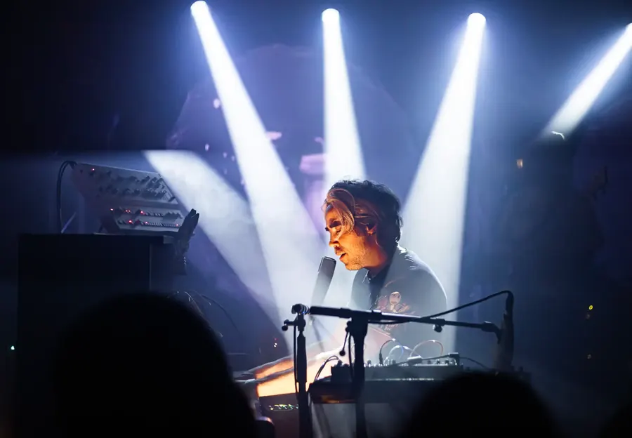 Konzertfoto: Patrick Watson live im Salzhaus Winterthur (2025)